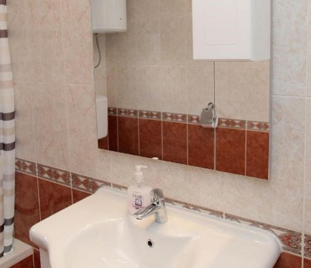 Apartments Maja - Sea View Trogir Bagian luar foto