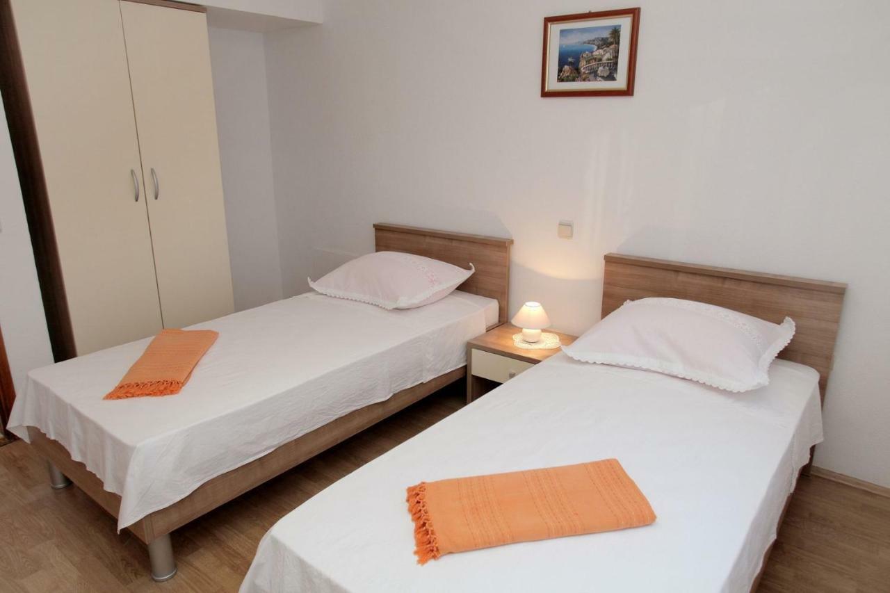 Apartments Maja - Sea View Trogir Bagian luar foto